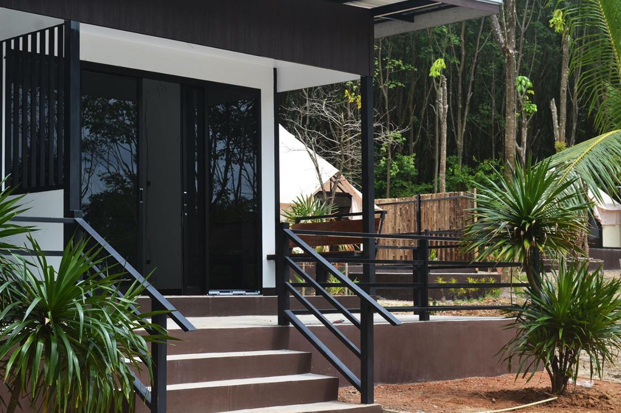 Отель Camp Hadee Koh Yao Noi Экстерьер фото